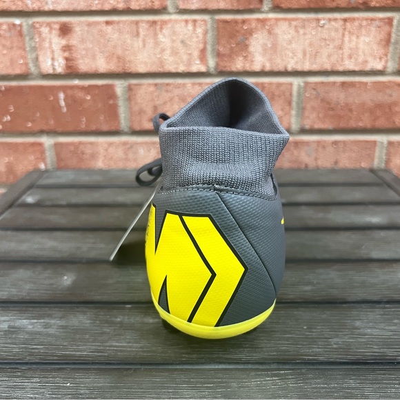 Nike Mens Mercurial Superfly 6 Academy MG Soccer Cleats AH7362-070 Size 11.5 - Picture 10 of 11